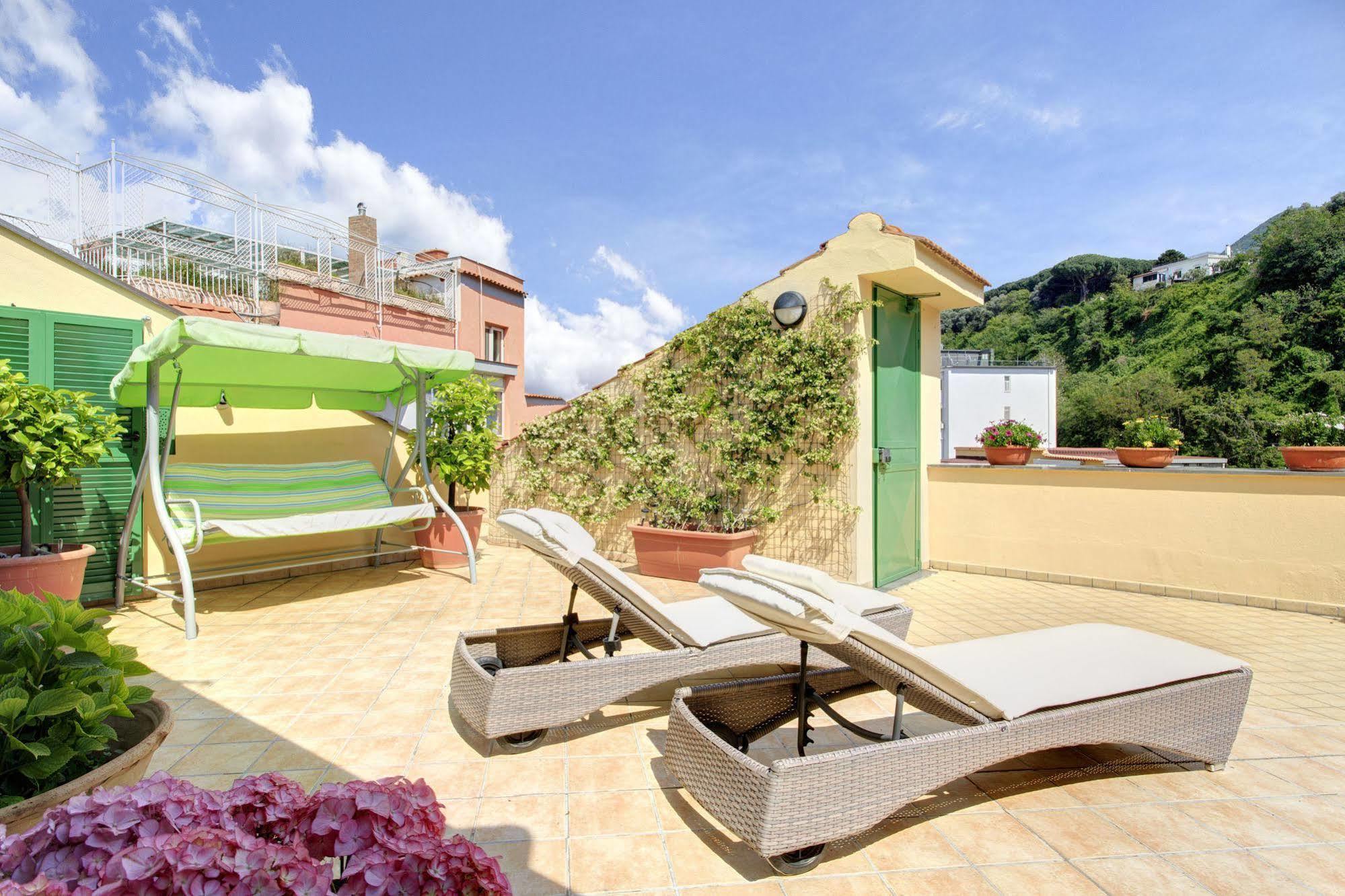 Tetto Fiorito Castellammare di Stabia Exterior foto